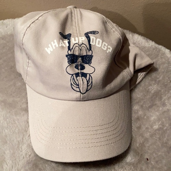 Disney Other - Disney men’s Pluto hat NWT